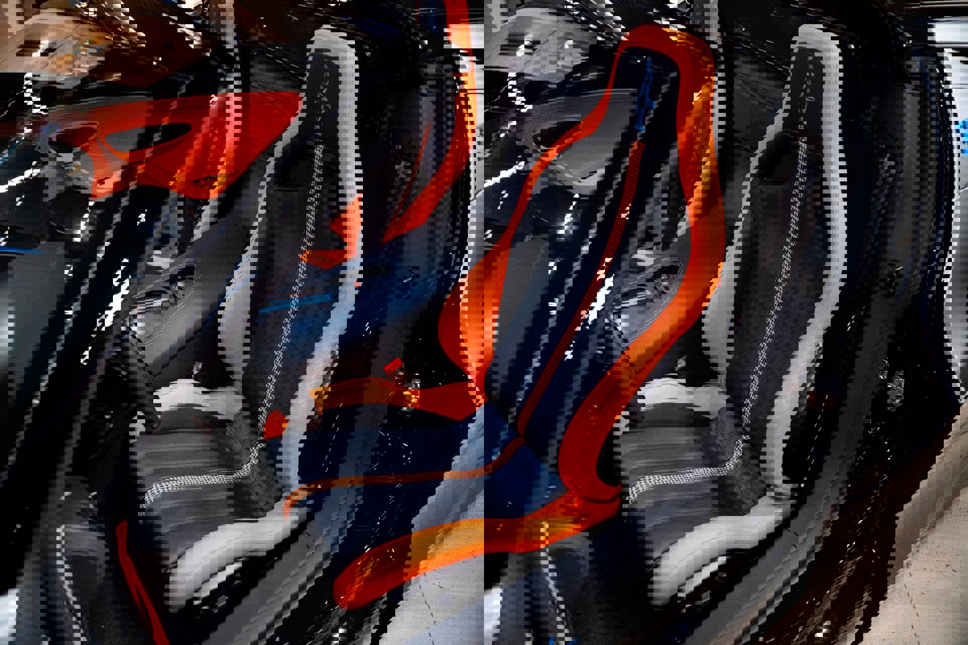 Used 2025 Bugatti Mistral image 27