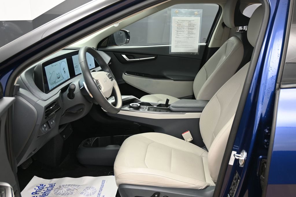 Used 2022 Kia EV6 Wind image 18