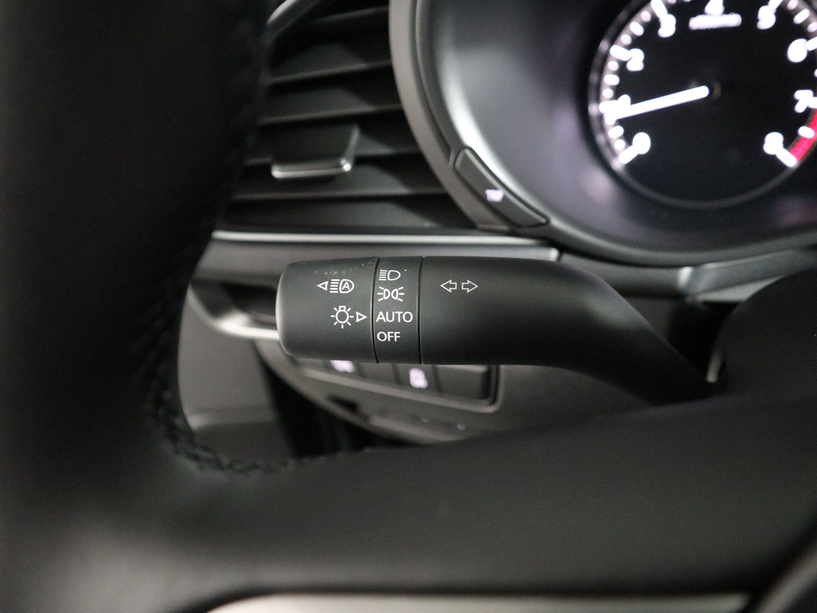 New 2026 MAZDA MAZDA3 2.5 S Sedan w/ Preferred Pkg image 23