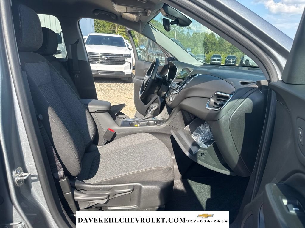 Used 2024 Chevrolet Equinox LT FWD image 27