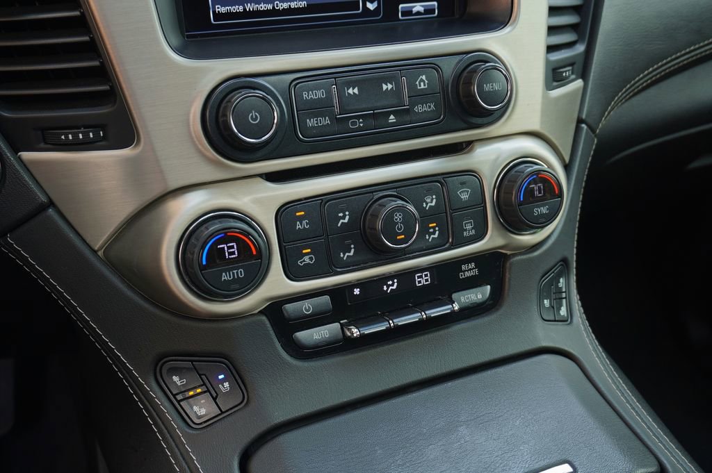 Used 2019 GMC Yukon Denali w/ Denali Ultimate Package AWD/4WD image 26