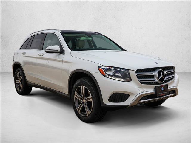Used 2016 Mercedes-Benz GLC 300 4MATIC image 3
