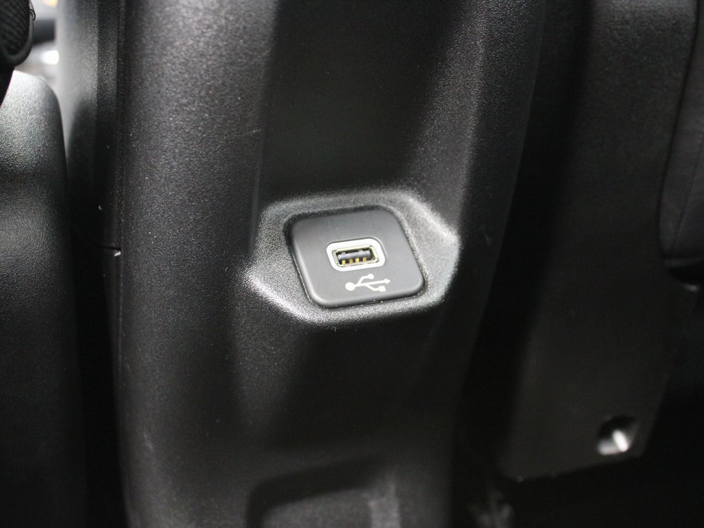 Used 2019 FIAT 500X Trekking w/ Sunroof & Beats Package image 11