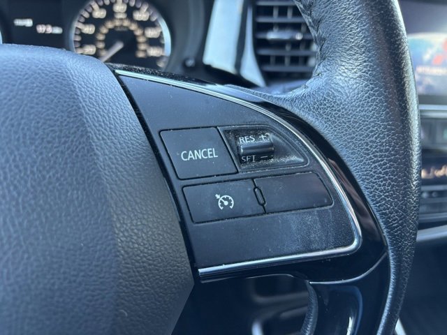 Used 2017 Mitsubishi Outlander SEL image 15