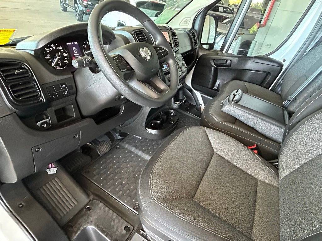 Used 2024 RAM ProMaster 3500 w/ Convenience Group image 38