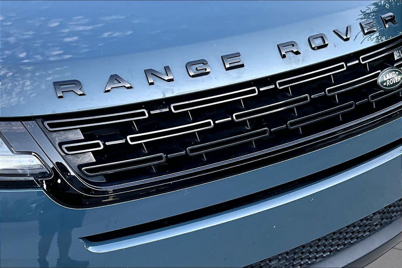 Used 2024 Land Rover Range Rover Evoque S AWD/4WD image 32