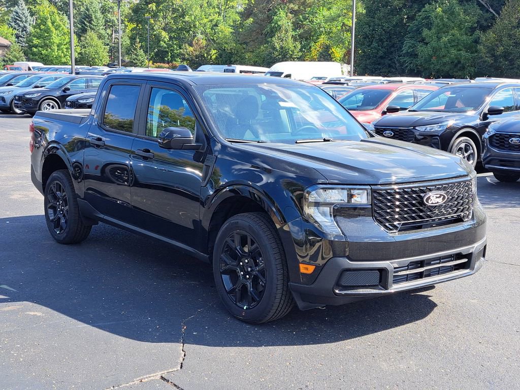 New 2025 Ford Maverick XLT w/ XLT Luxury Package image 3