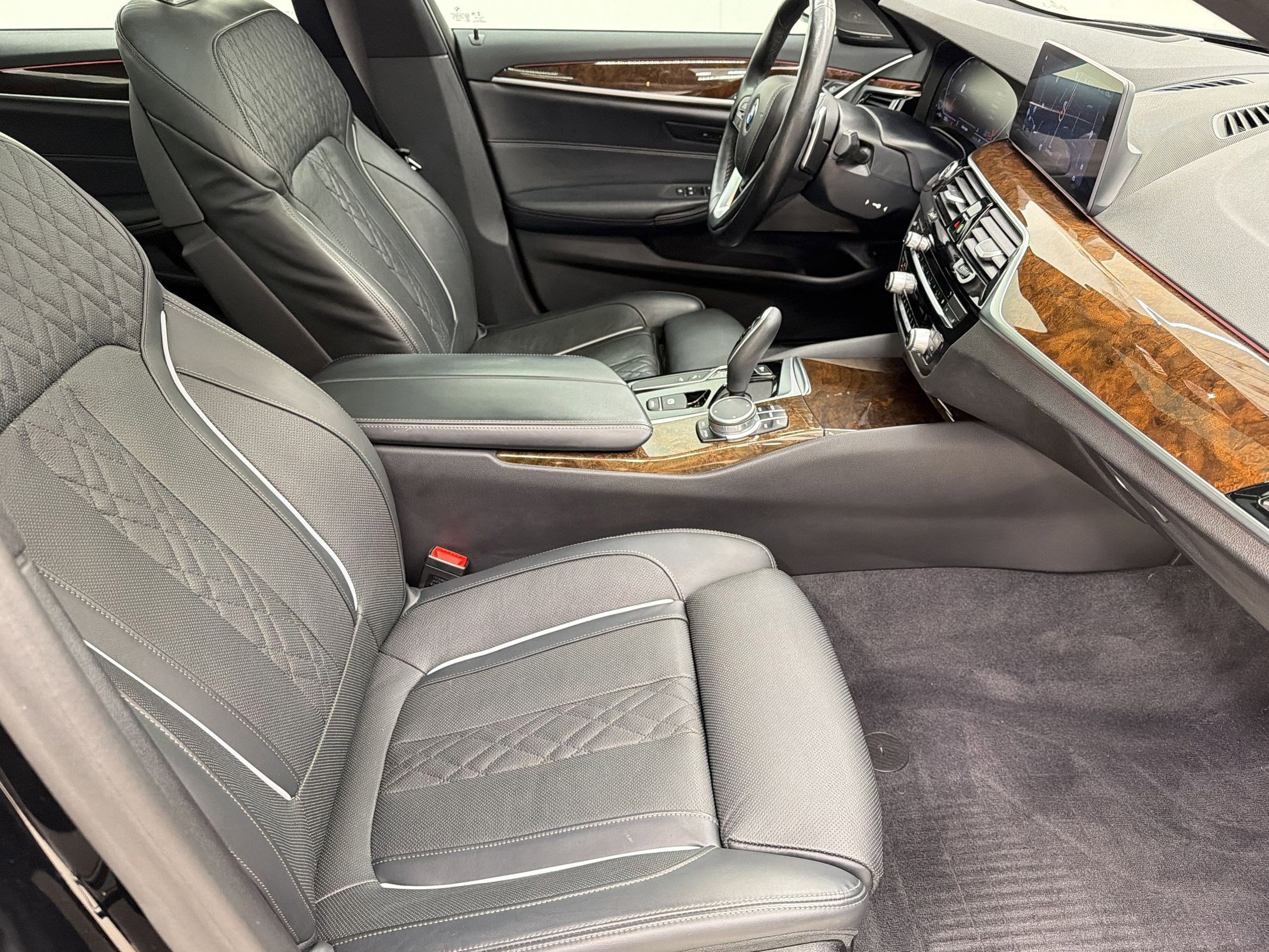 Used 2020 BMW 540i xDrive w/ Premium Package AWD/4WD image 30