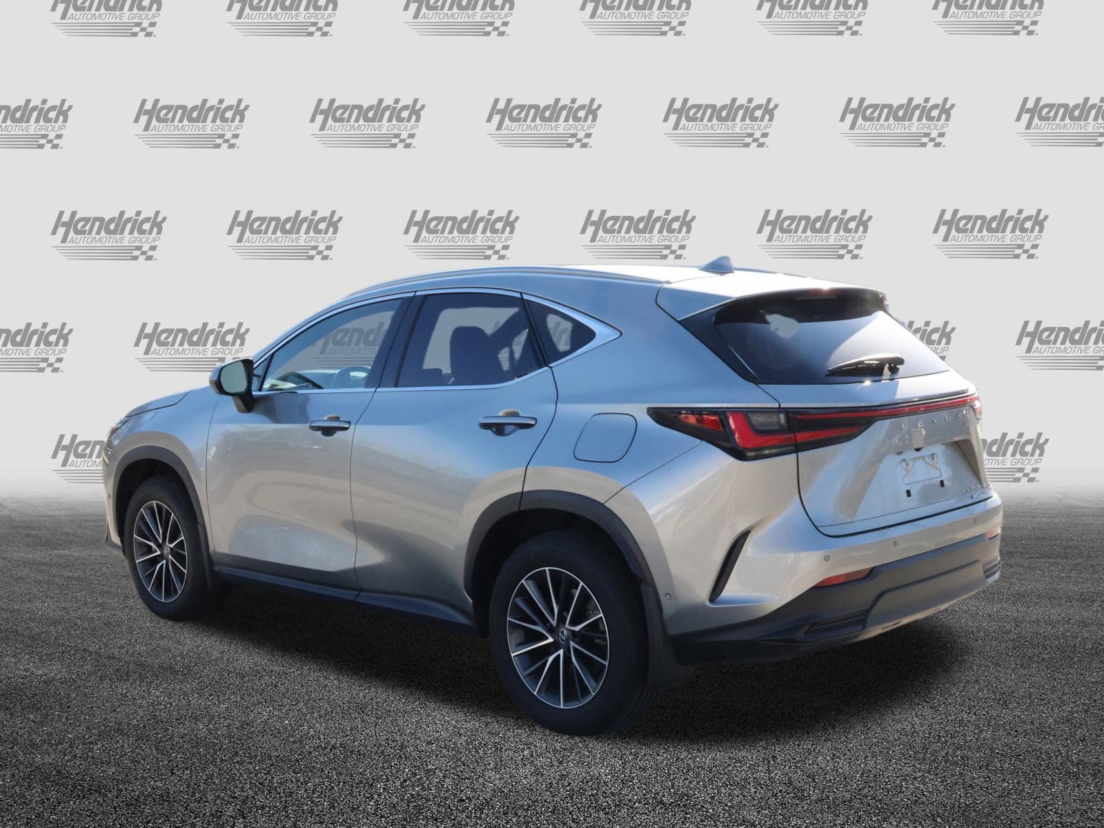 Used 2024 Lexus NX 300h AWD w/ Luxury Package image 7