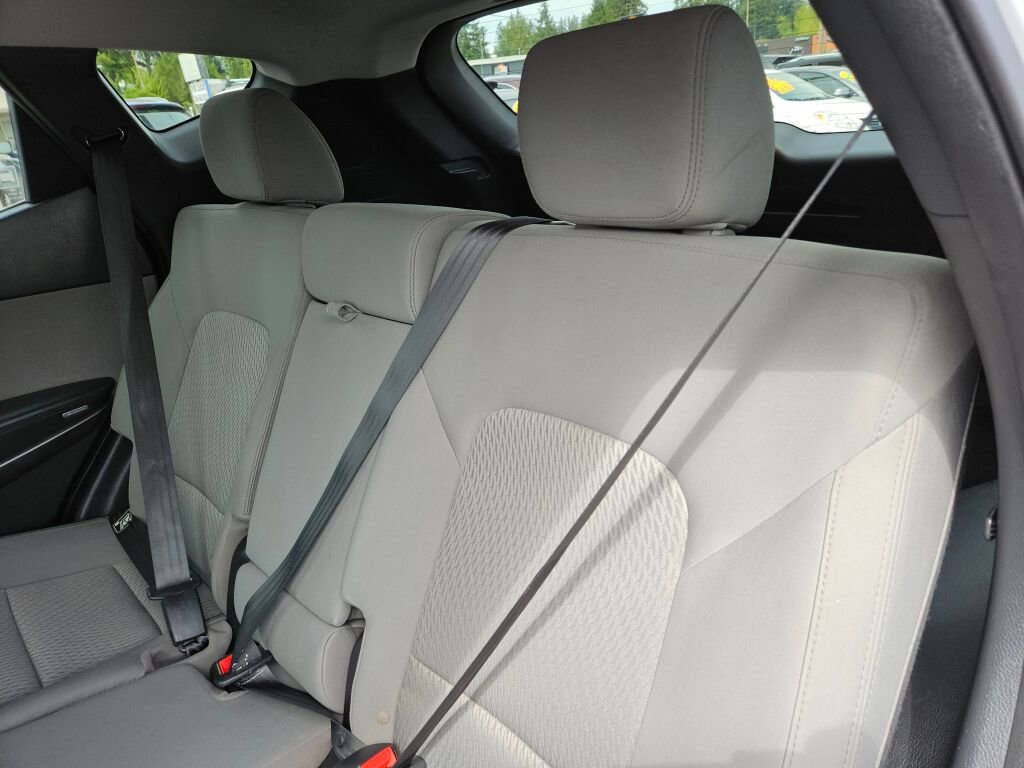 Used 2018 Hyundai Santa Fe Sport FWD image 15