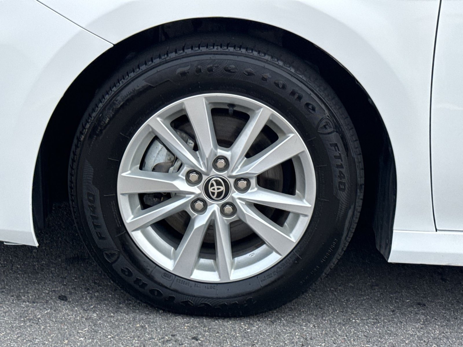 Used 2025 Toyota Camry LE FWD image 12
