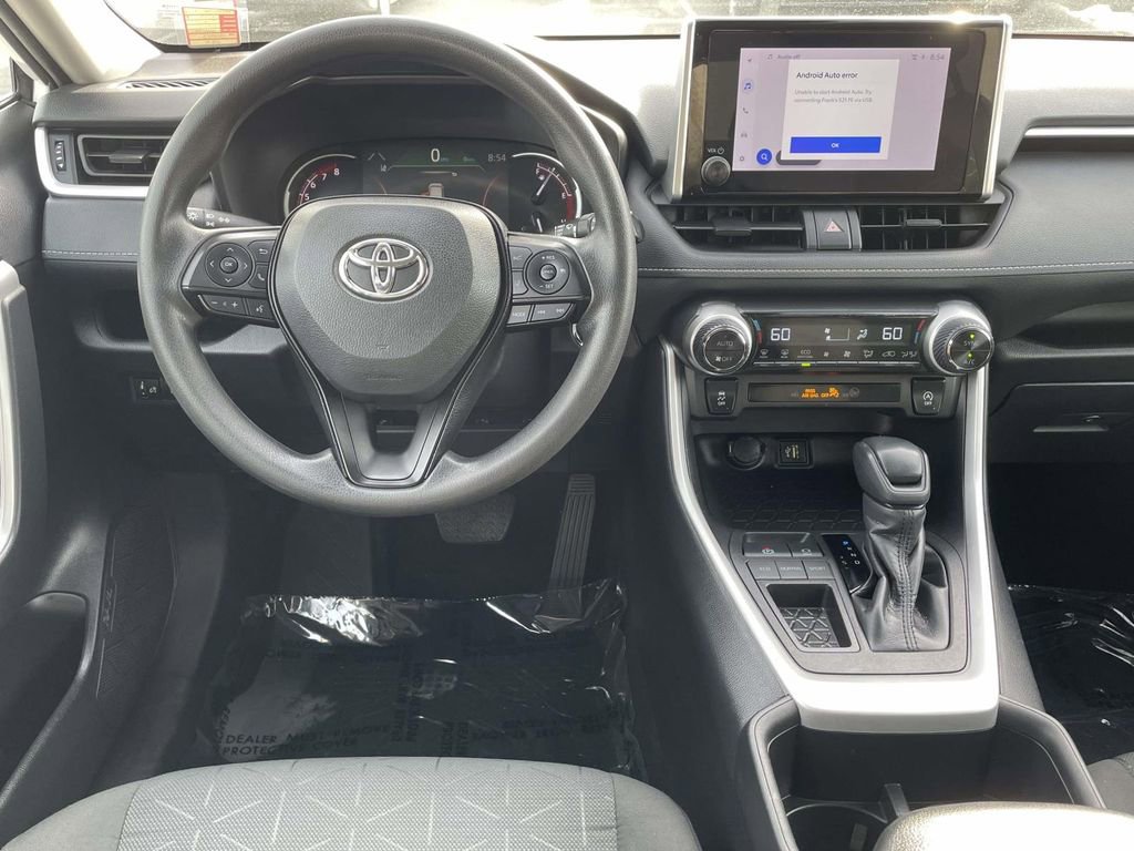 Used 2023 Toyota RAV4 XLE image 17