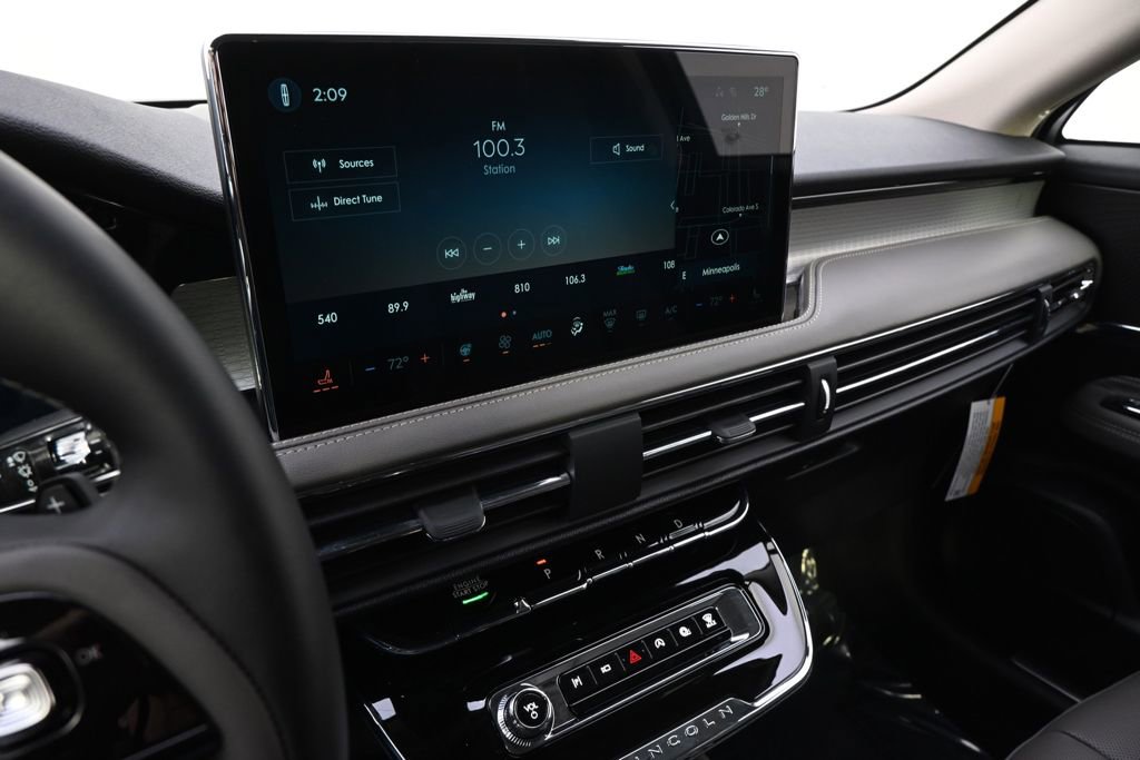 New 2026 Lincoln Corsair Premiere image 26