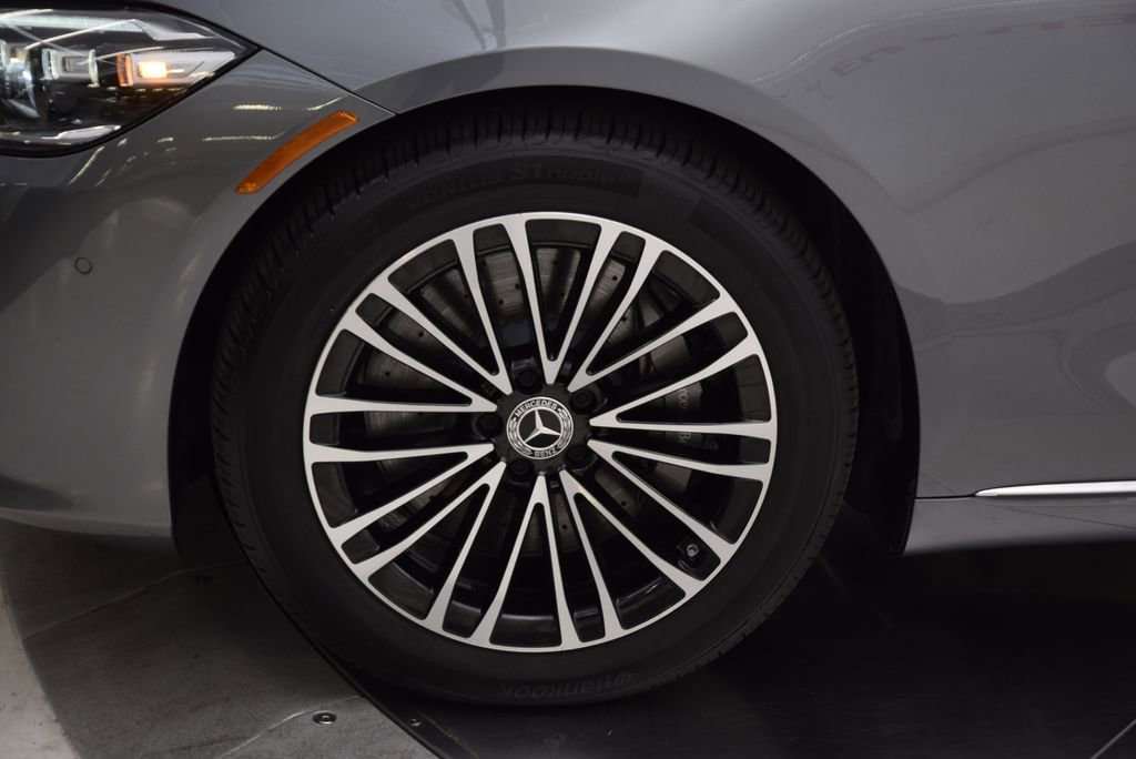 Used 2025 Mercedes-Benz S 580 4MATIC Sedan image 12