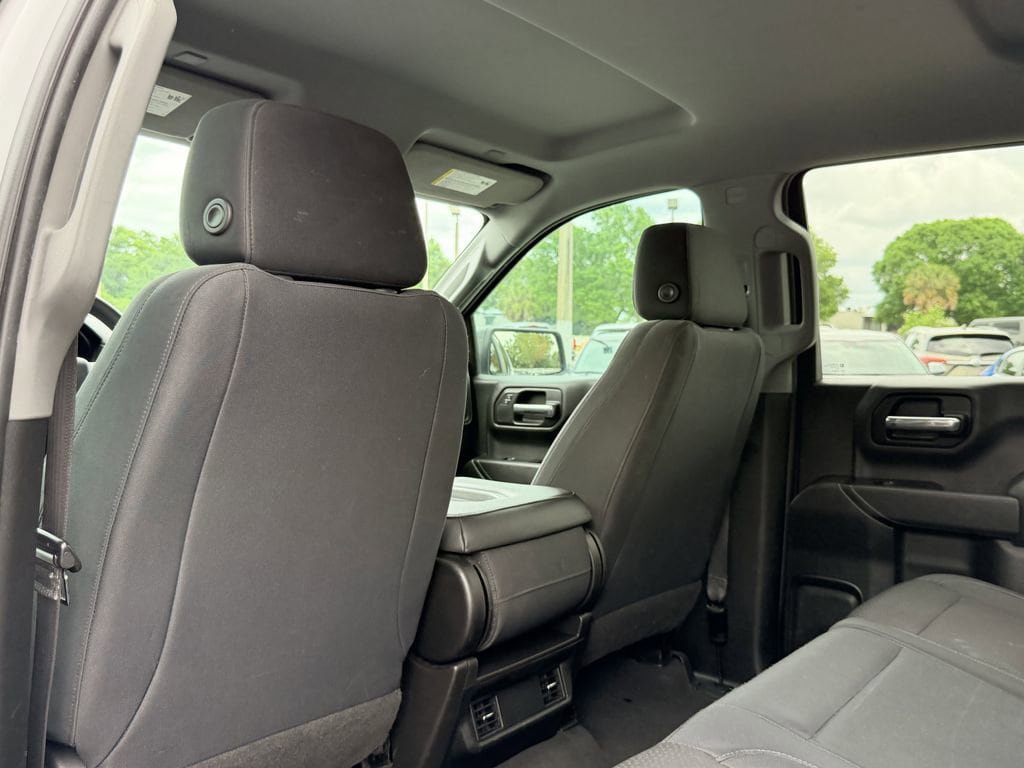 Used 2019 Chevrolet Silverado 1500 Custom w/ Trailering Package RWD image 17