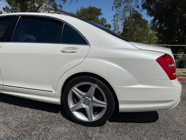 Used 2010 Mercedes-Benz S 550 image 18