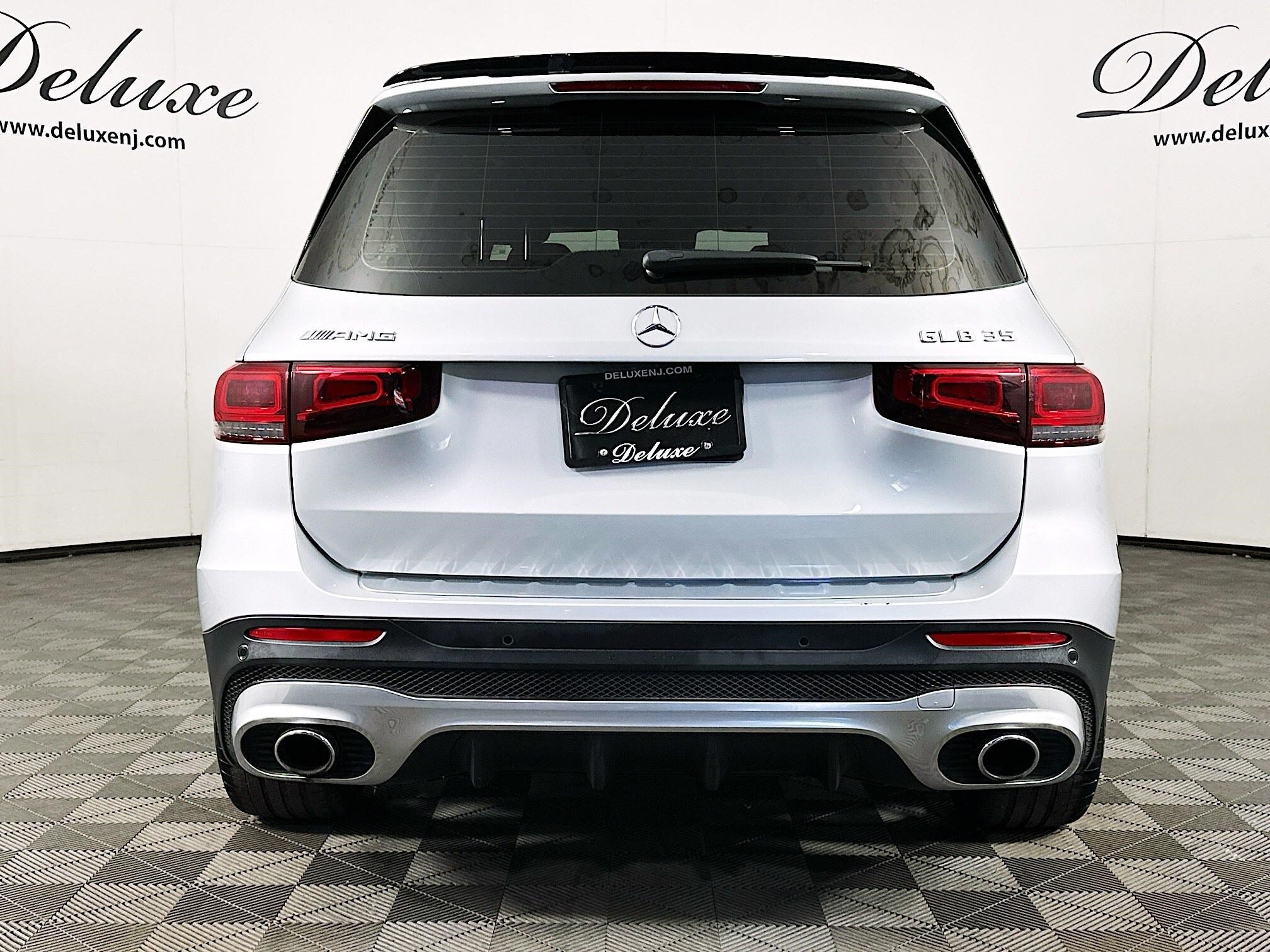 Used 2023 Mercedes-Benz GLB 35 AMG 4MATIC image 5