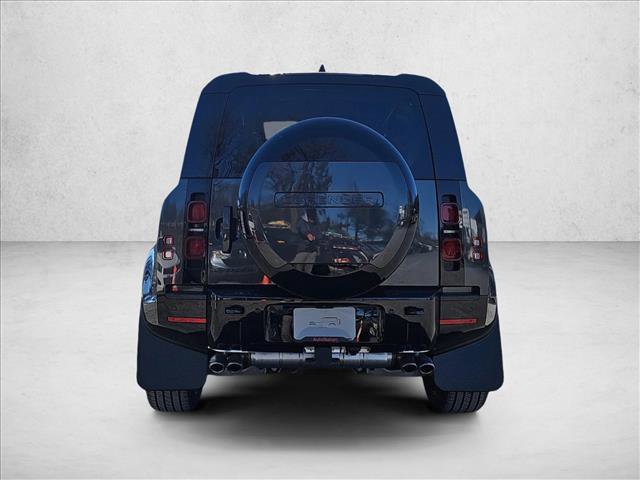 Used 2025 Land Rover Defender 110 X-Dynamic SE image 6