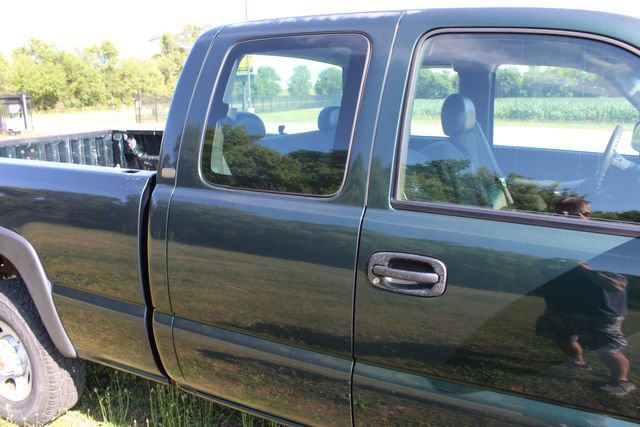 Used 2002 Chevrolet Silverado 2500 4x4 Extended Cab image 10