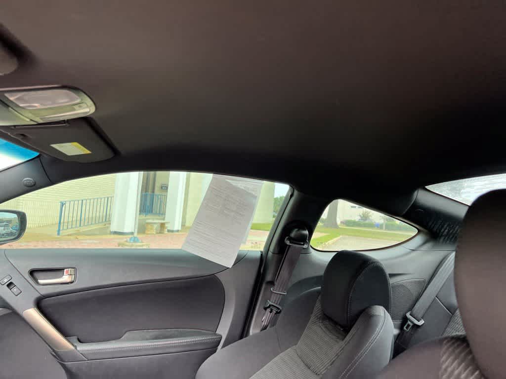 Used 2016 Hyundai Genesis 3.8 RWD image 10