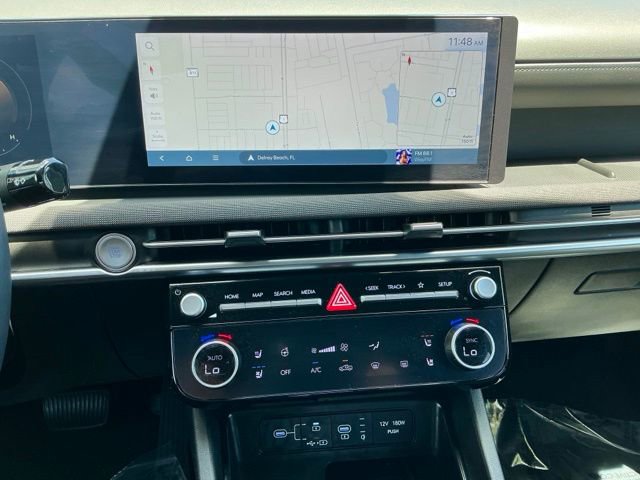 Used 2025 Hyundai Santa Cruz Limited AWD/4WD image 21