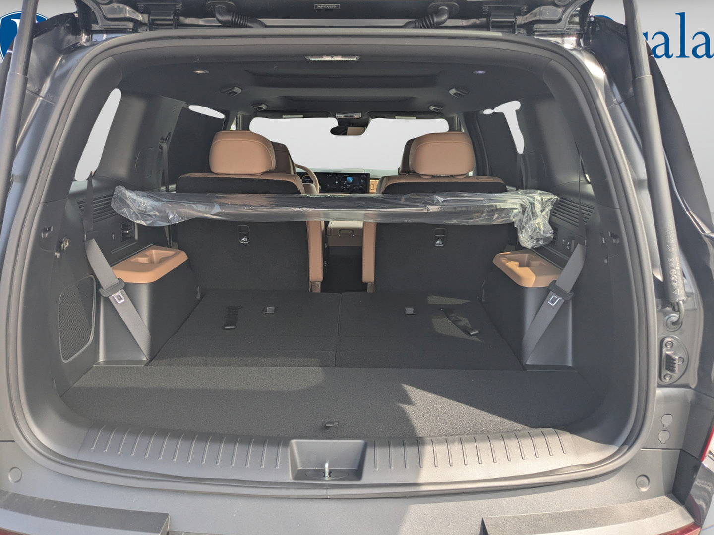 New 2027 Hyundai Santa Fe Limited FWD image 14