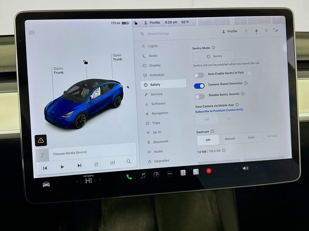 Used 2021 Tesla Model Y Long Range image 34