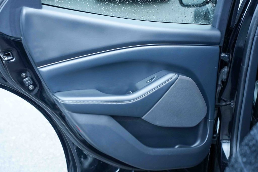 Used 2021 Ford Mustang Mach-E Select w/ Comfort/Appearance Package image 18