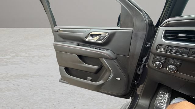 Used 2023 Chevrolet Tahoe RST w/ Luxury Package AWD/4WD image 15