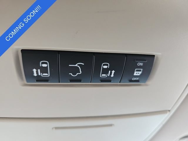 Used 2013 Dodge Grand Caravan SXT FWD image 13