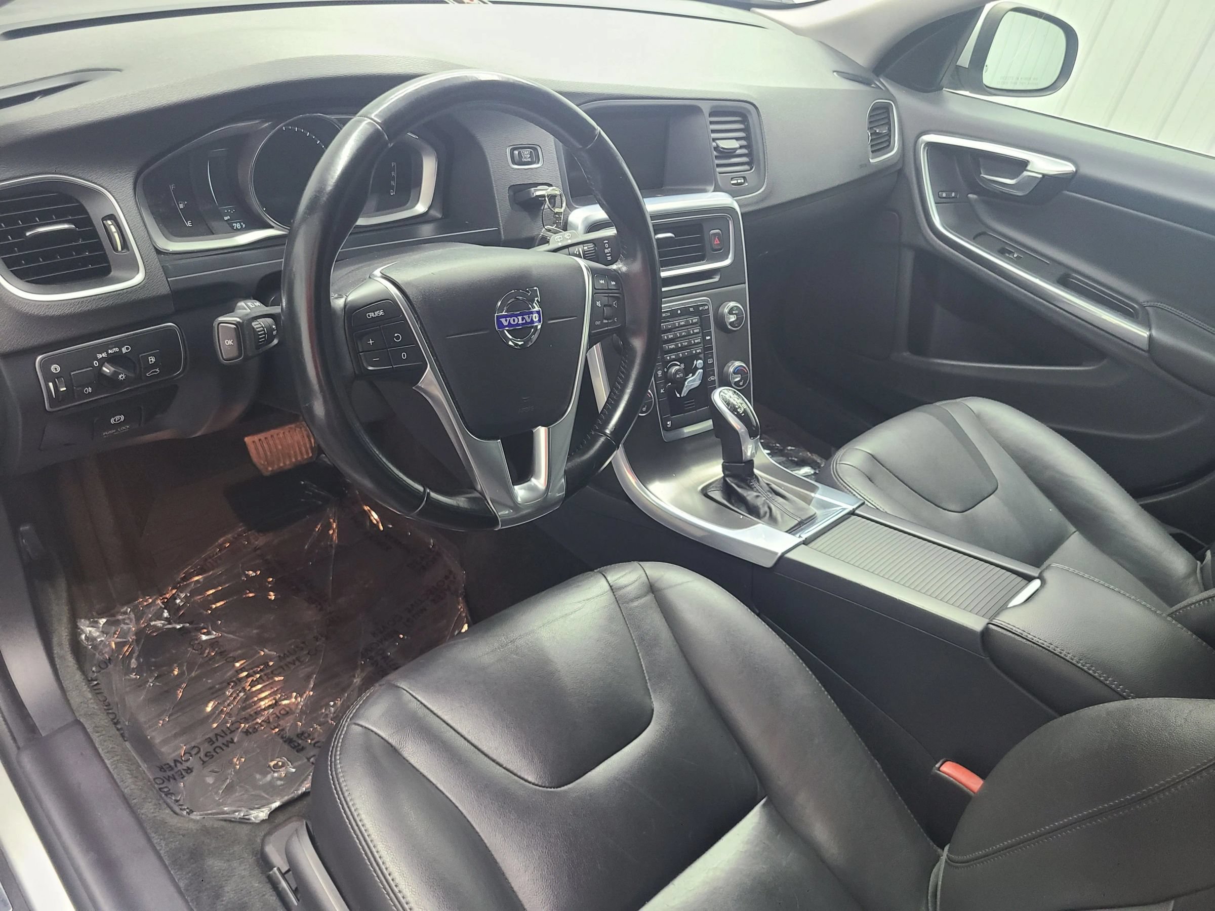 Used 2015 Volvo V60 T5 Premier AWD/4WD image 23