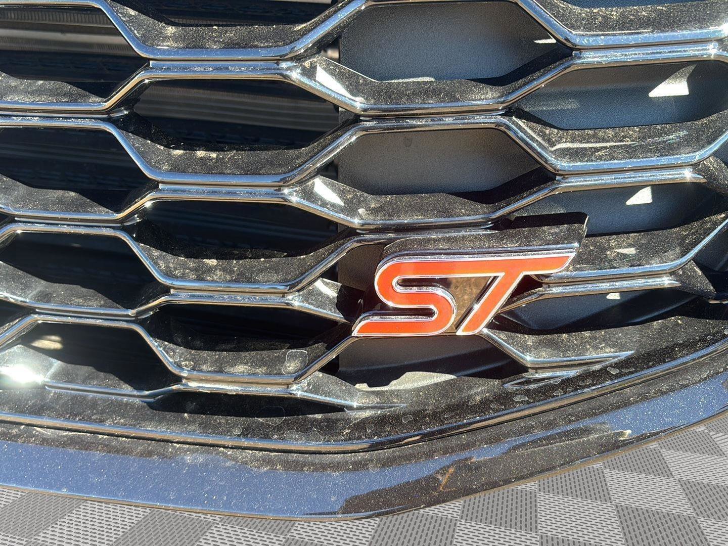 New 2026 Ford Explorer ST w/ Sun And Sound Package image 10