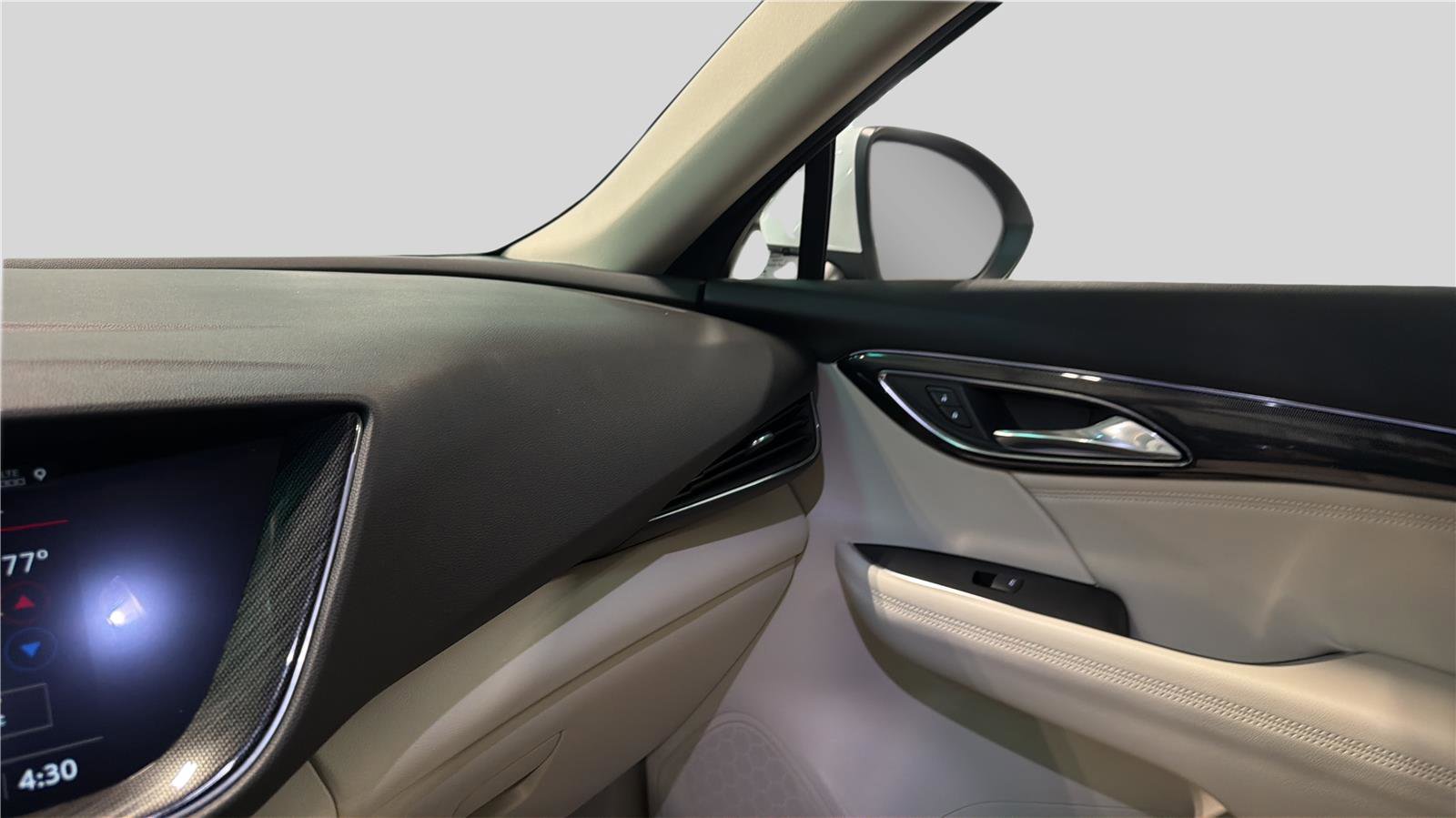 Used 2023 Buick Envision Essence image 10