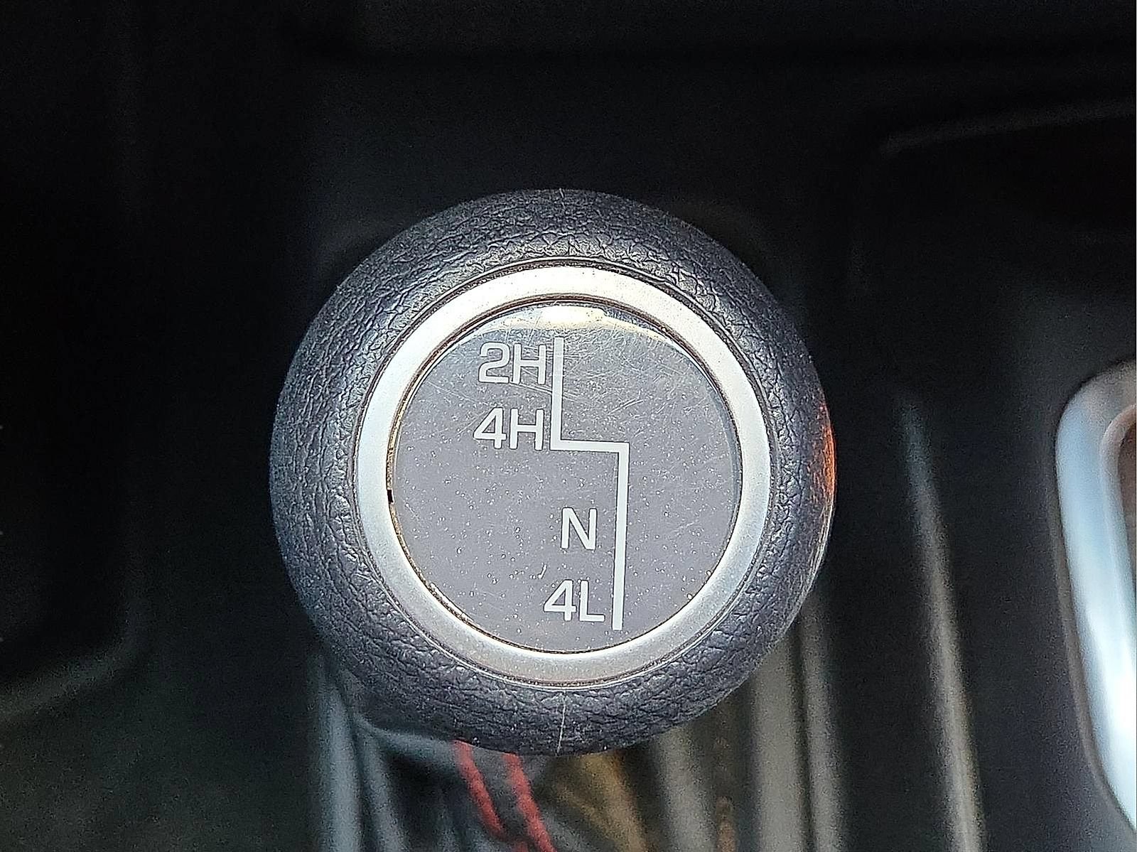 Used 2022 Jeep Wrangler Unlimited Rubicon w/ Cold Weather Group AWD/4WD image 17