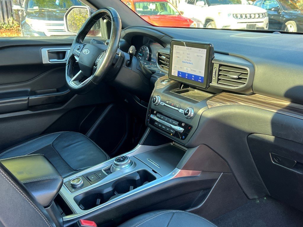 Used 2020 Ford Explorer Limited image 9