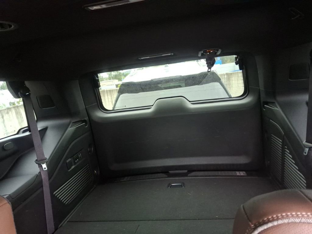 Used 2023 Chevrolet Tahoe High Country AWD/4WD image 11
