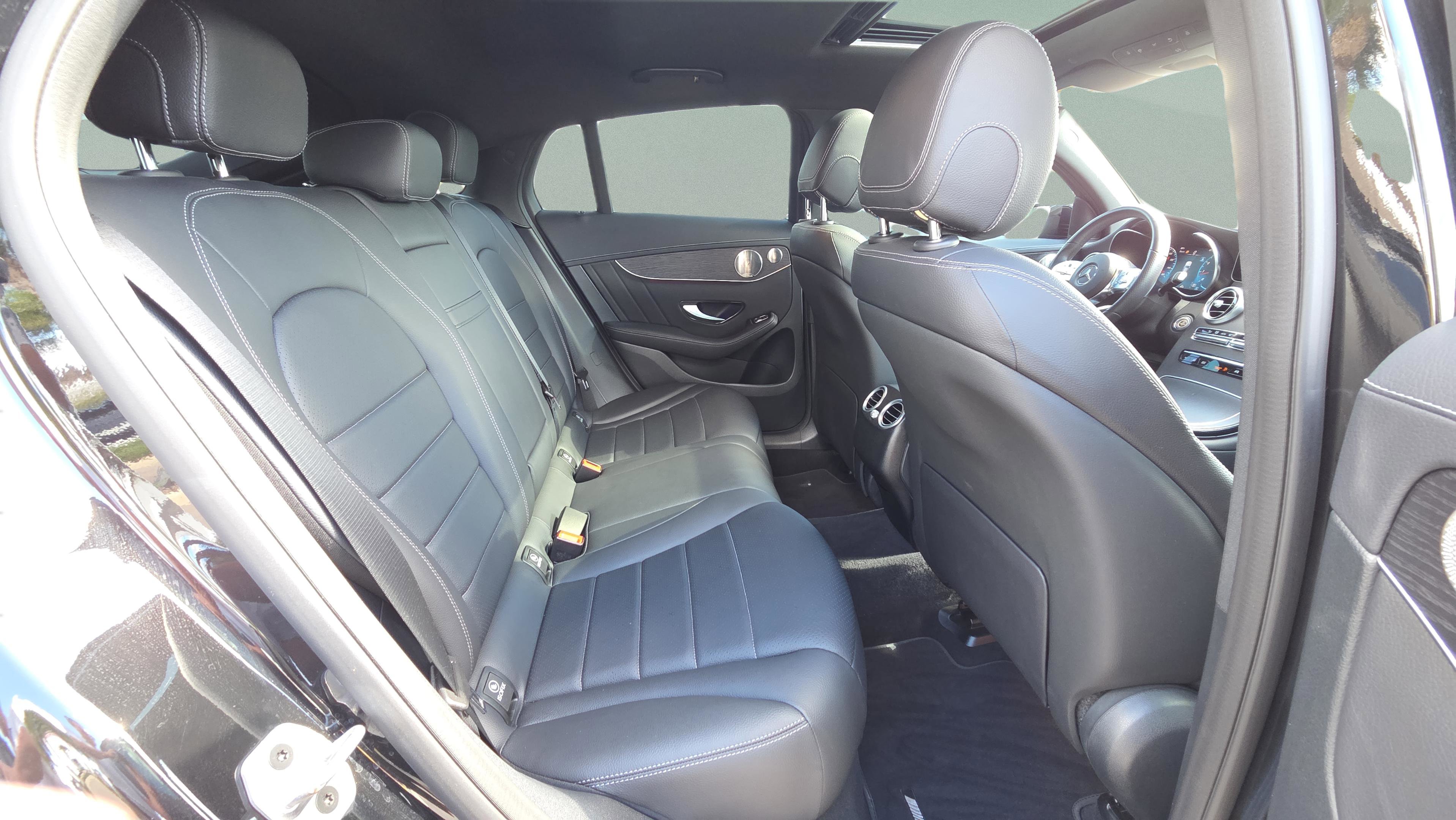 Used 2023 Mercedes-Benz GLC 300 4MATIC Coupe image 19