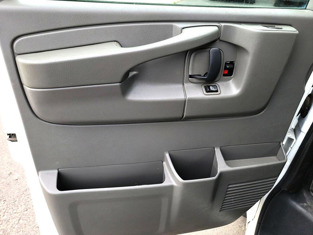 Used 2014 Chevrolet Express 3500 LT w/ LT Preferred Equipment Group image 22