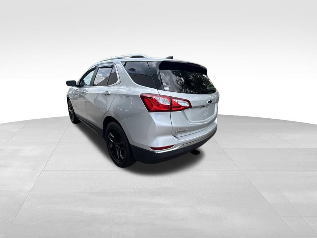 Used 2021 Chevrolet Equinox LT FWD image 4