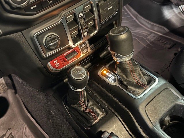 Used 2023 Jeep Wrangler Unlimited Rubicon w/ Xtreme 35 Tire Package image 23