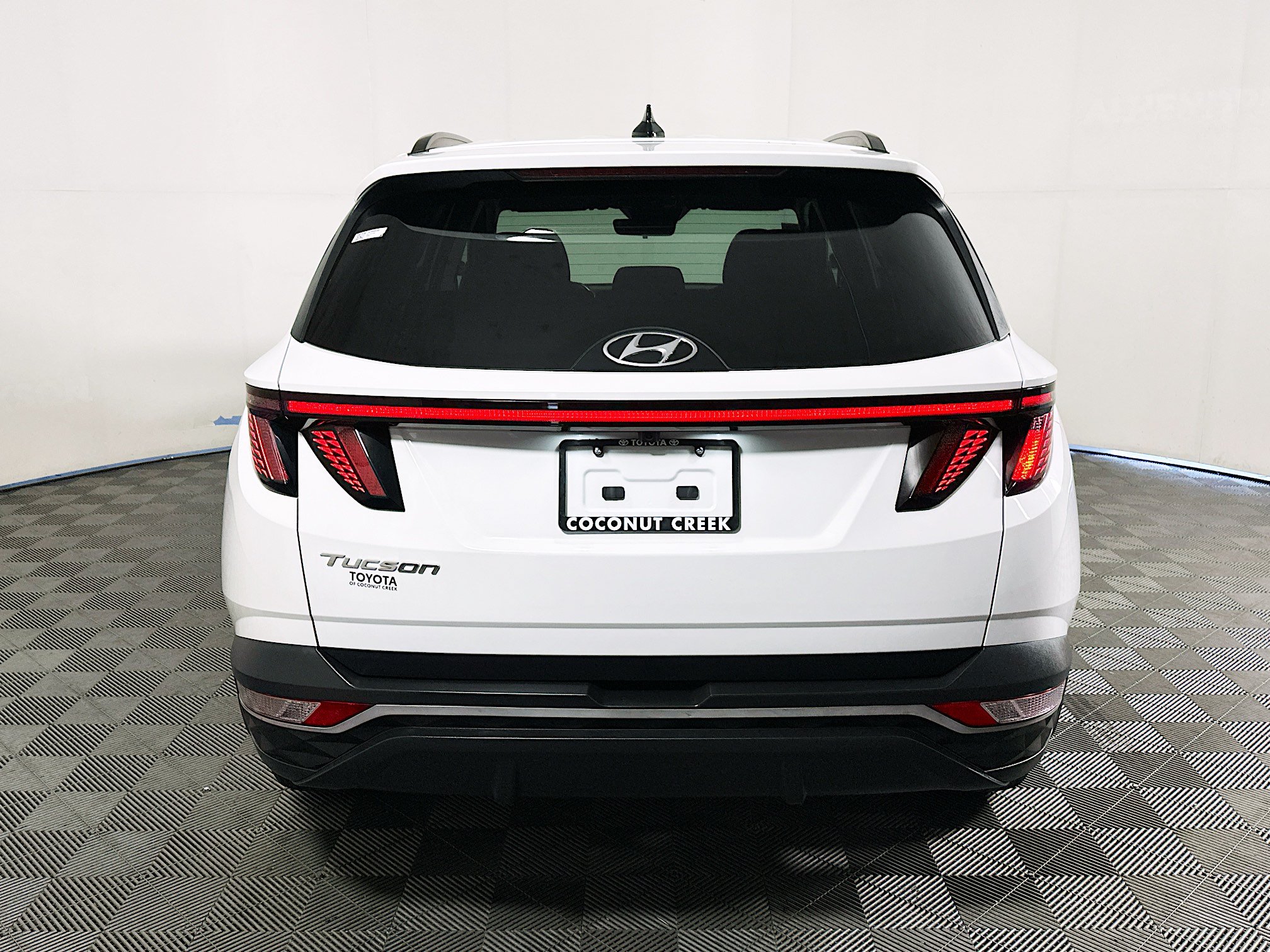 Used 2023 Hyundai Tucson SEL FWD image 4