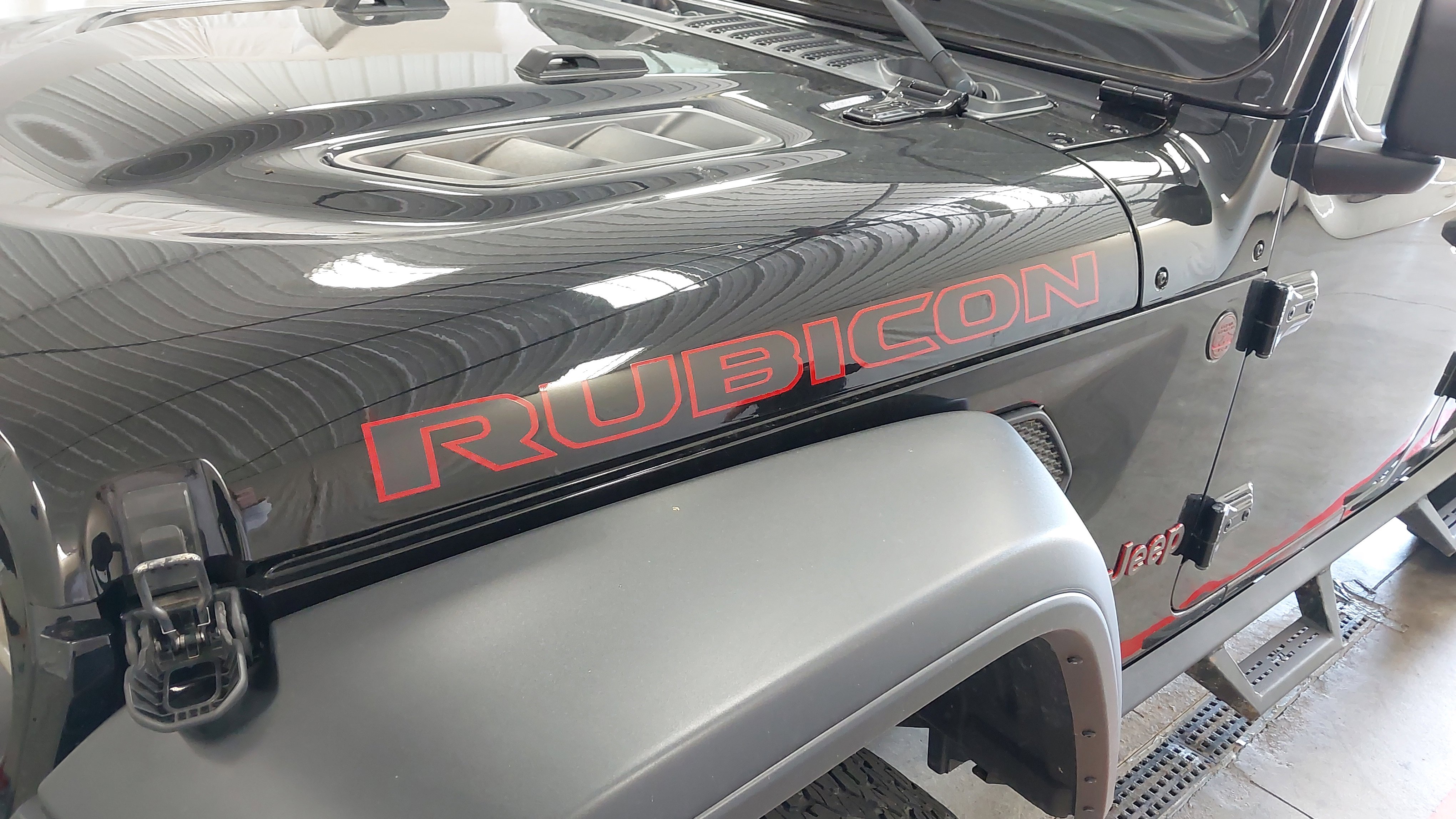Used 2018 Jeep Wrangler Unlimited Rubicon AWD/4WD image 32