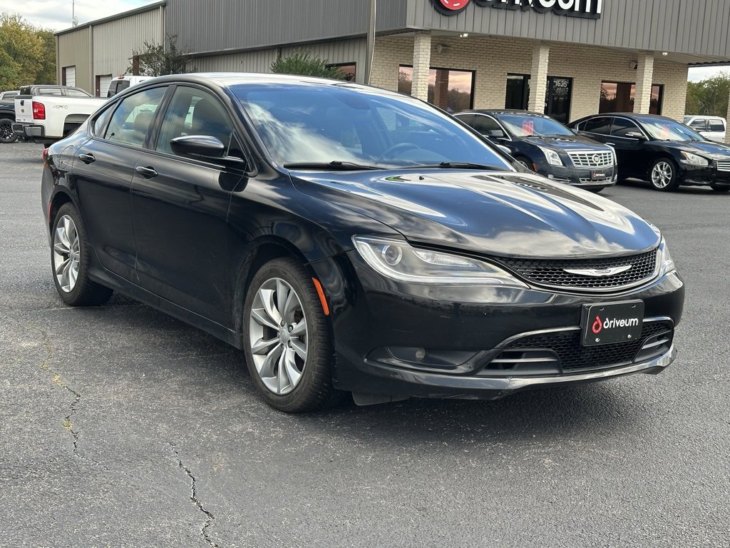 Used 2015 Chrysler 200 S