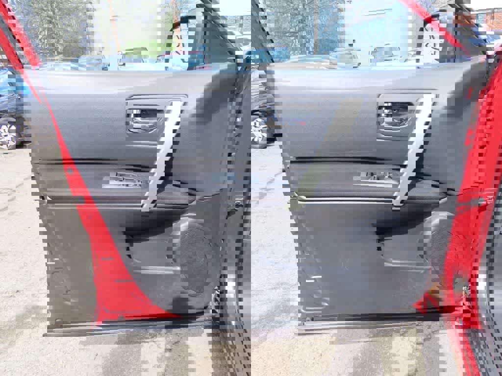 Used 2013 Nissan Rogue S image 15