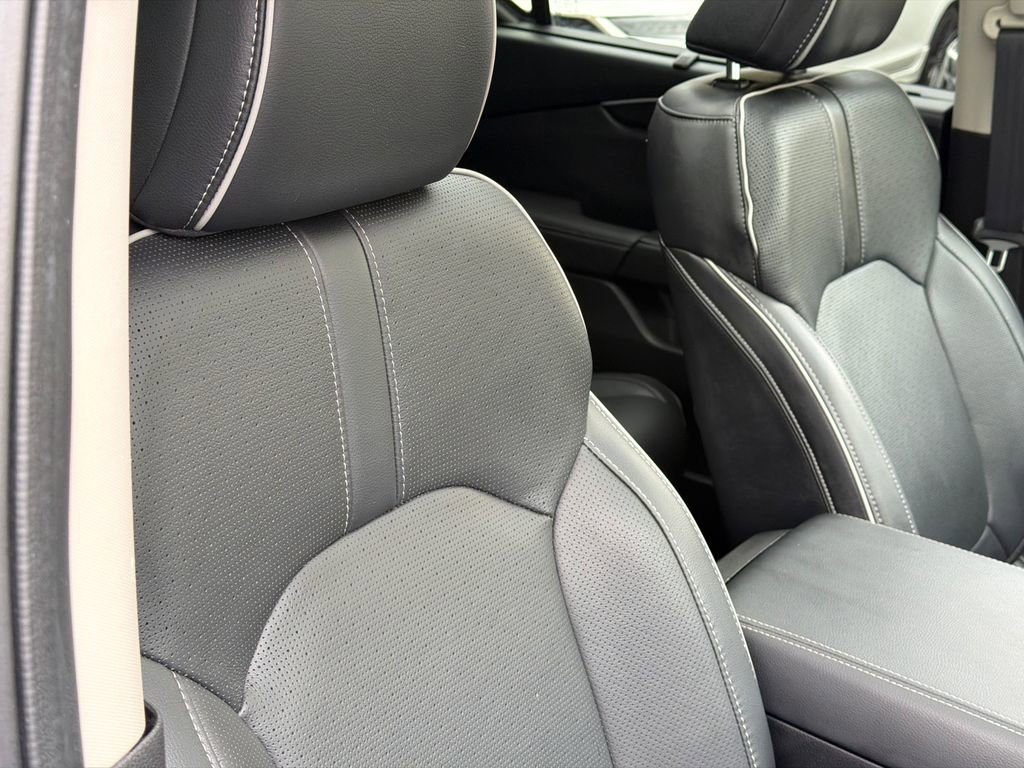 Used 2024 Honda Pilot Elite image 33