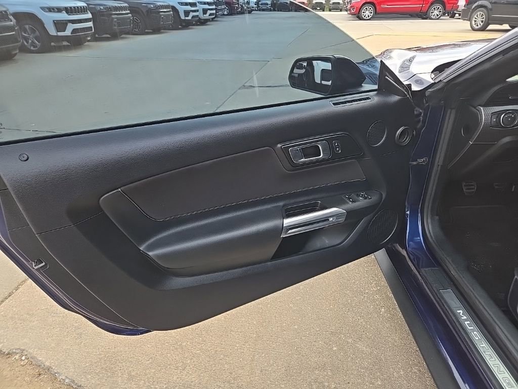 Used 2018 Ford Mustang GT w/ GT Performance Package image 31