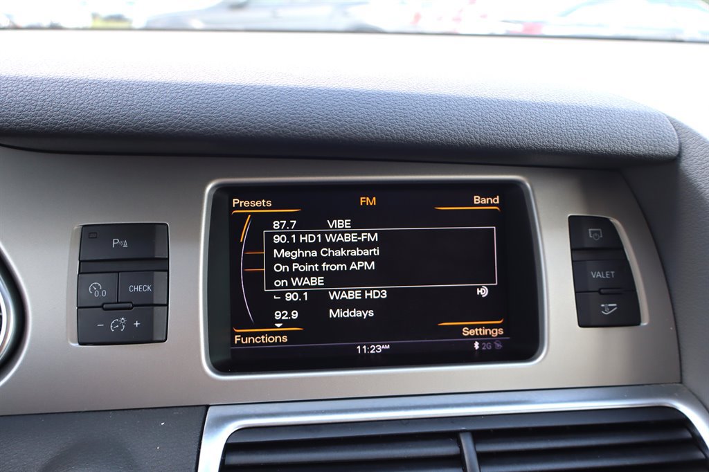 Used 2015 Audi Q7 TDI Premium Plus w/ Premium Plus Package AWD/4WD image 31