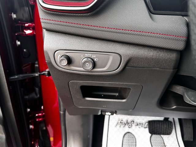 Used 2024 Chevrolet TrailBlazer RS w/ Driver Confidence Package image 16