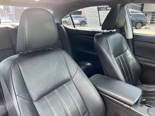 Used 2017 Lexus ES 350 w/ Luxury Package FWD image 23