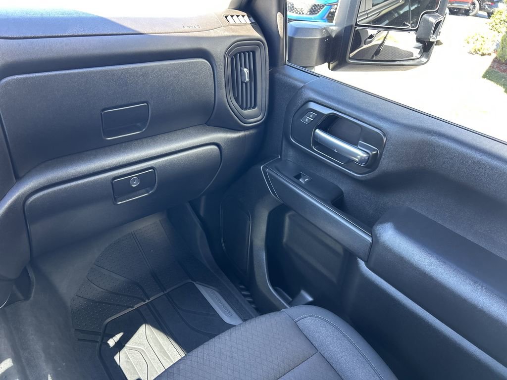 Certified 2025 Chevrolet Silverado 2500 Custom w/ Custom Value Package image 19